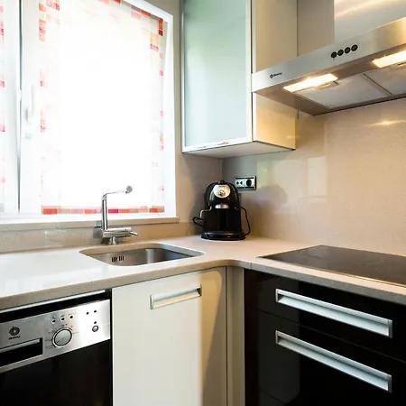 Anaiak - Basquenjoy * Hondarribia